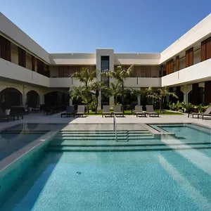 https://limen-wellness-hotel-spa-1.sicilyhotelsitaly.net