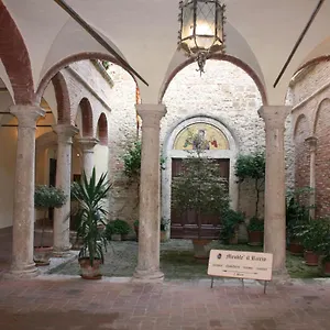 https://meuble-il-riccio.it-tuscanyhotel.com