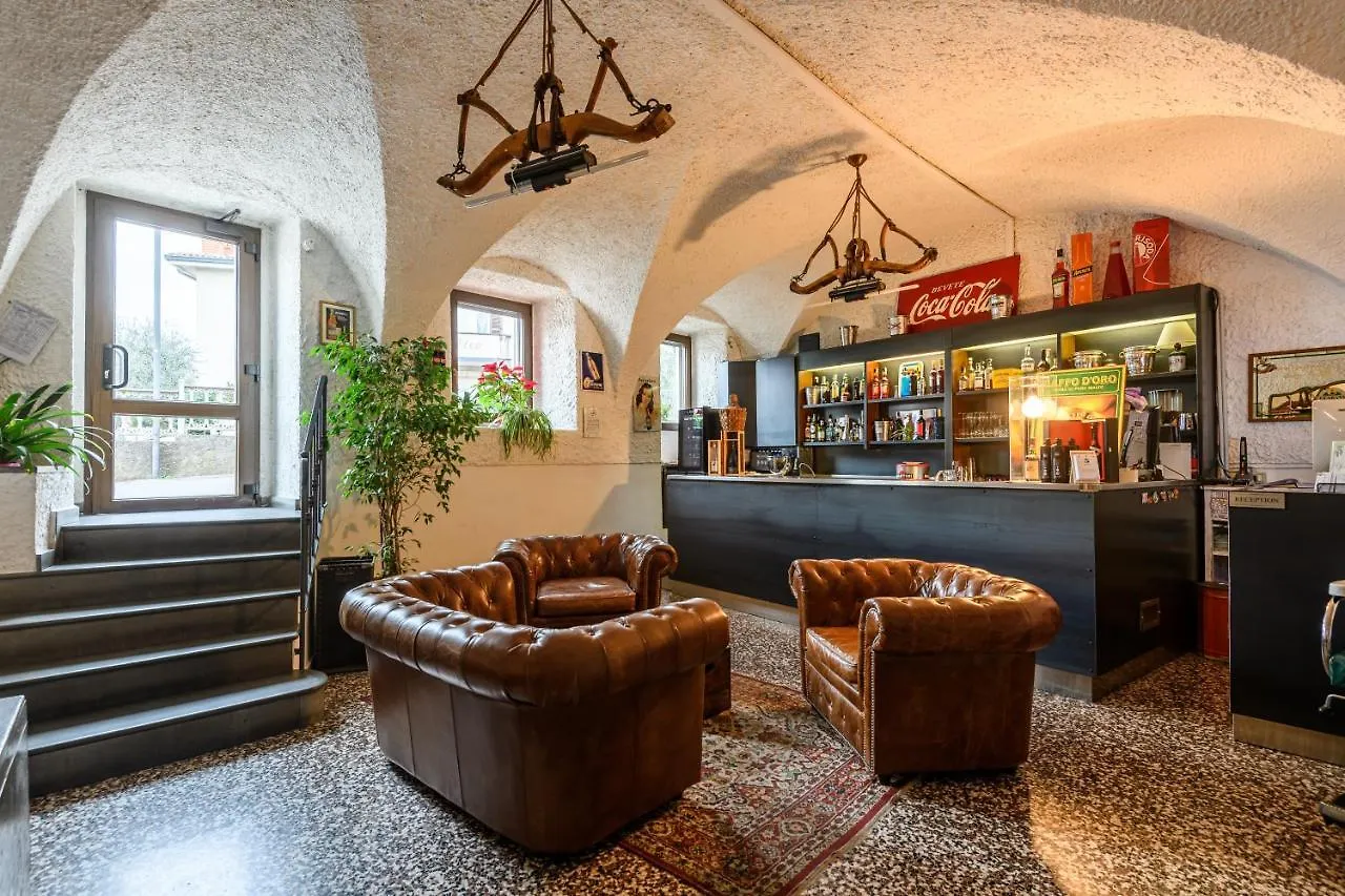 Il Glicine B&B Ristorante Cazzago San Martino 0*,  Italy